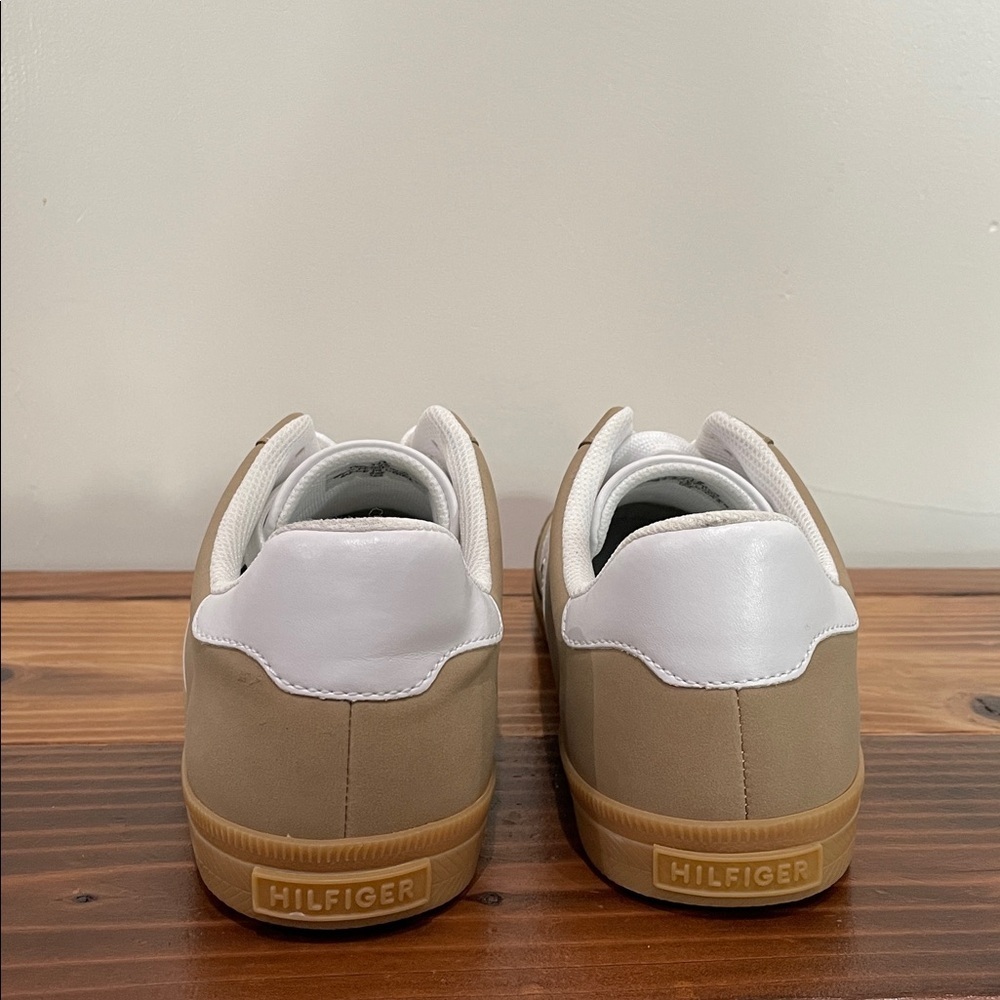 Tommy Hilfiger Maisie Sneaker Size 11 NEW! - Picture 8 of 15